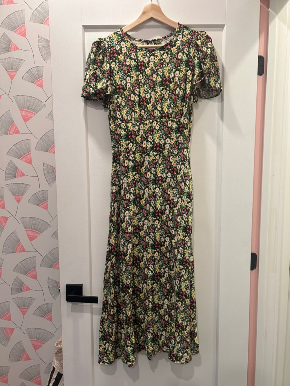 AFRM Green Floral Puff-Sleeve Midi Dress with Front Slit - Picture 2 of 7